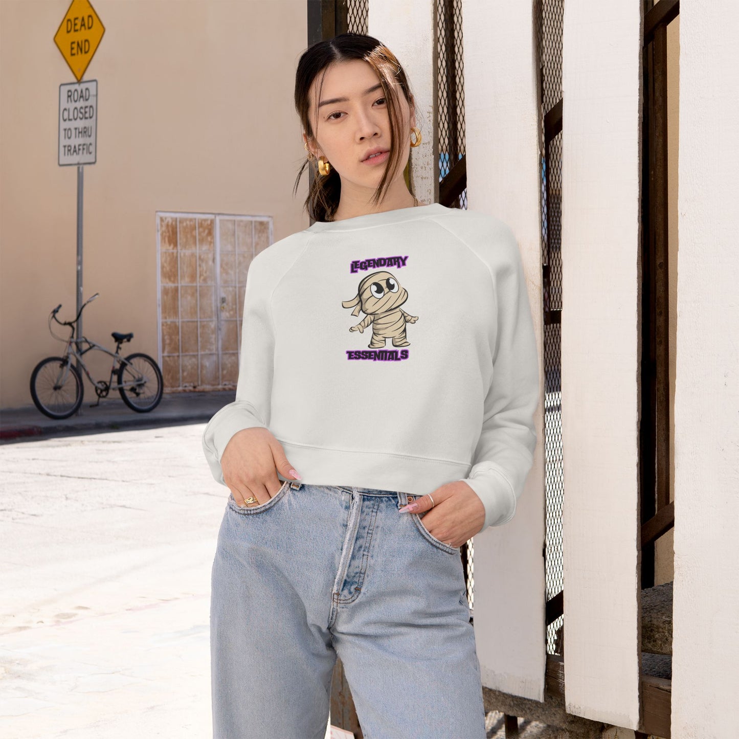 L.E. Mummy Cropped Fleece Pullover